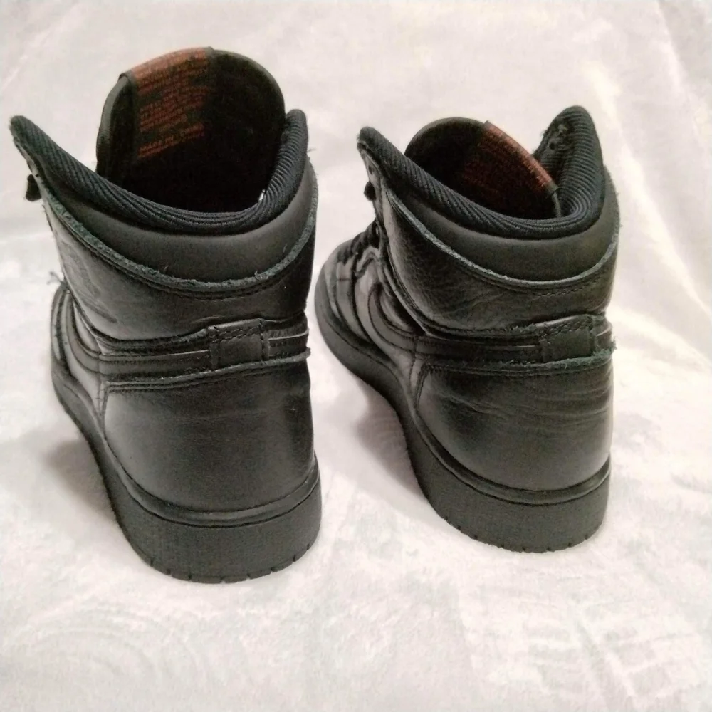 vtg nike air Jordan1 Retro children's sports shoes size 4 High Triple Black 2017